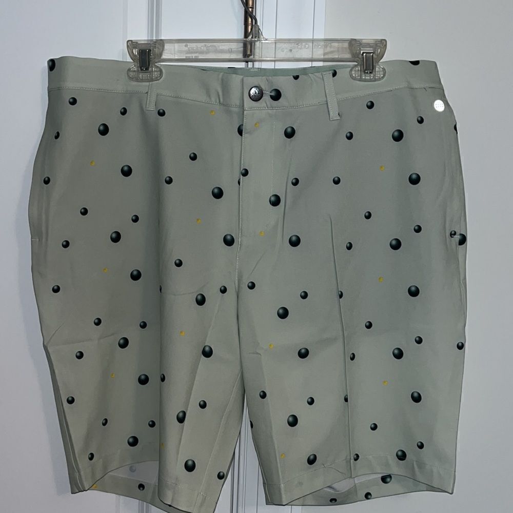 Light green Gray Golf Polka Dots Ball Print $75 Adidas Ultimate 365 Golf Shorts